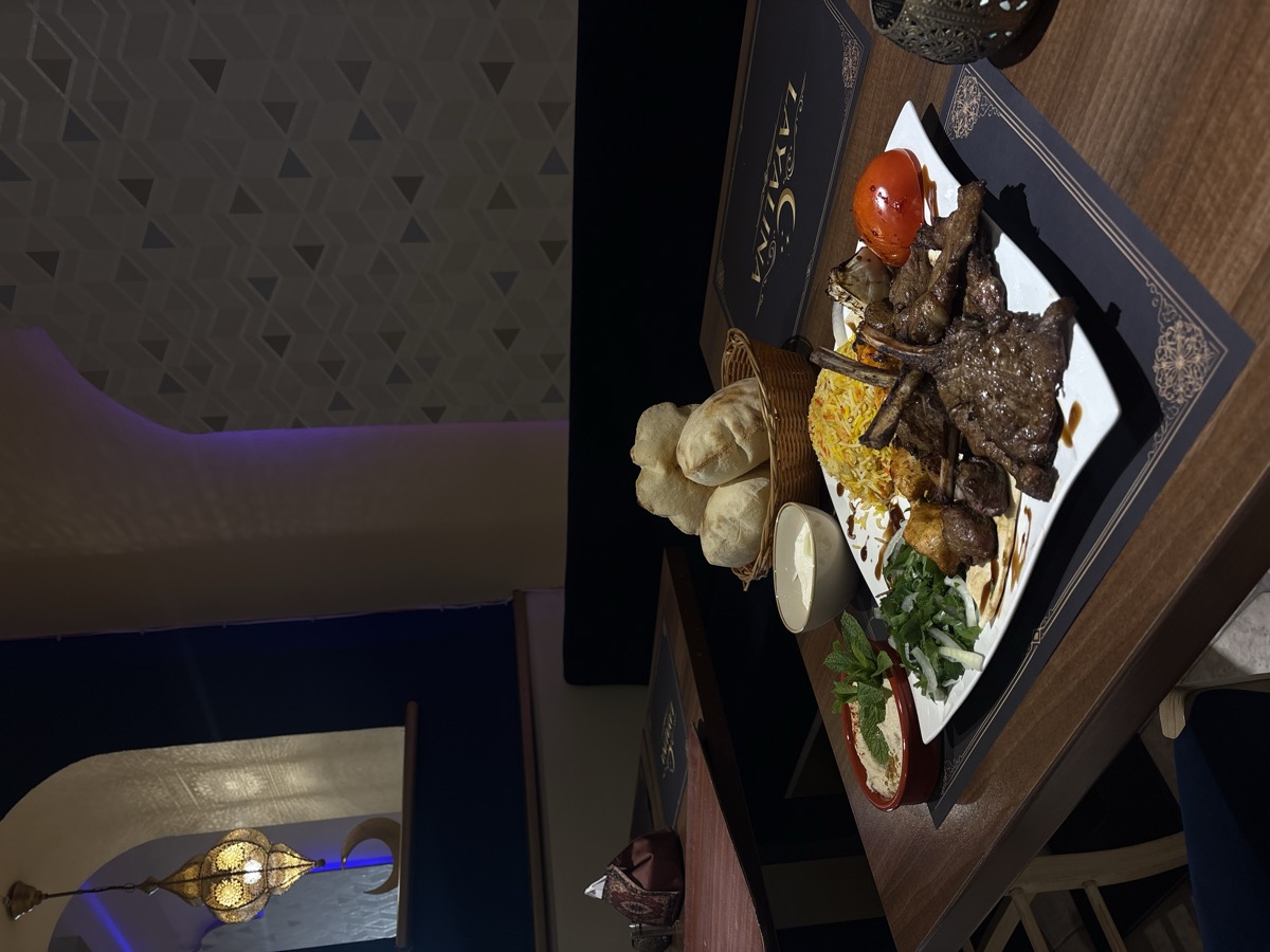 Grillplatte im orientalischen Ambiente